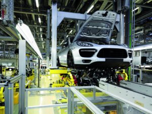 Завод Porsche в Лейпциге возобновил выпуск Cayenne