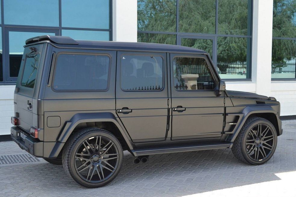 Brabus представил эксклюзивный “кубик” Mercedes G55 AMG