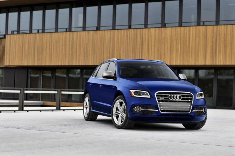 Audi SQ5 обрел валютный ценник