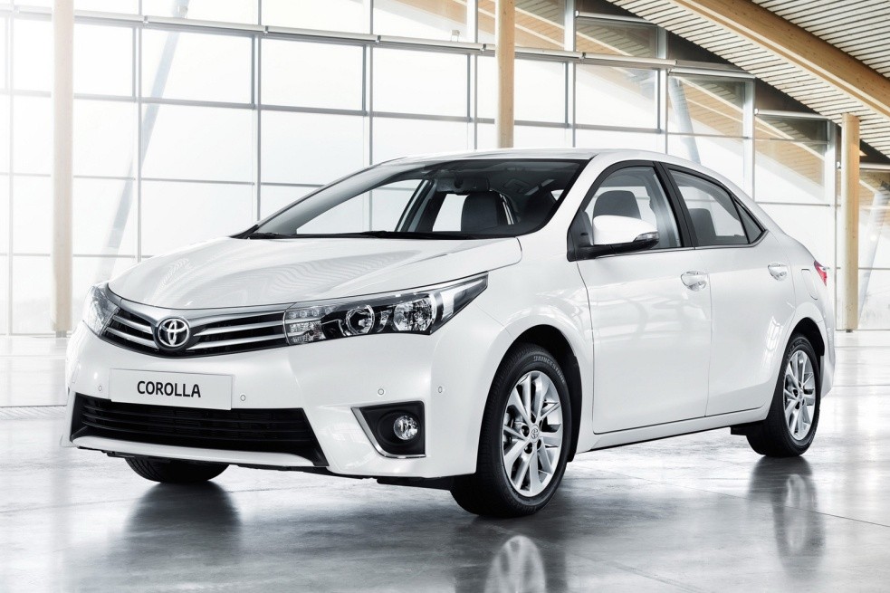 Японцы наконец-то рассекретили новое поколение Toyota Corolla