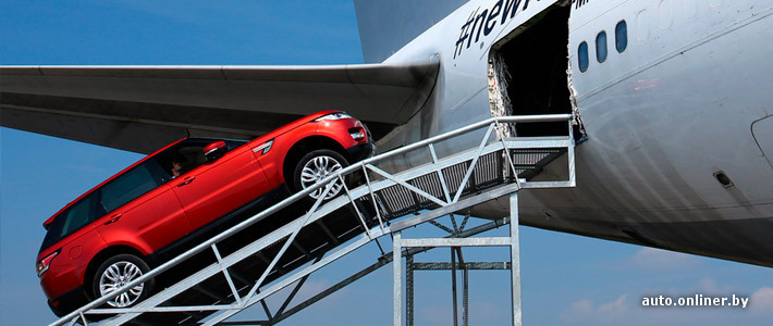 Тест-драйв: летаем на новом Range Rover Sport по узким английским дорогам