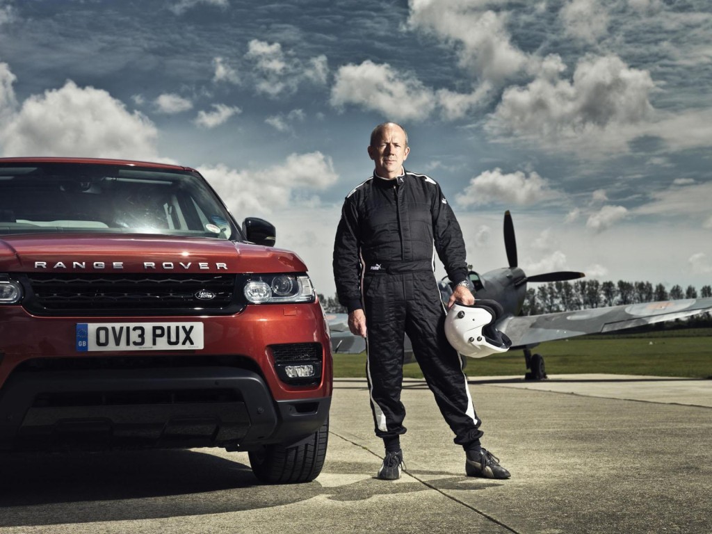 Кто быстрее: внедорожник Range Rover Sport 2014 или истребитель времен Второй мировой войны Супермарин Спитфайр?
