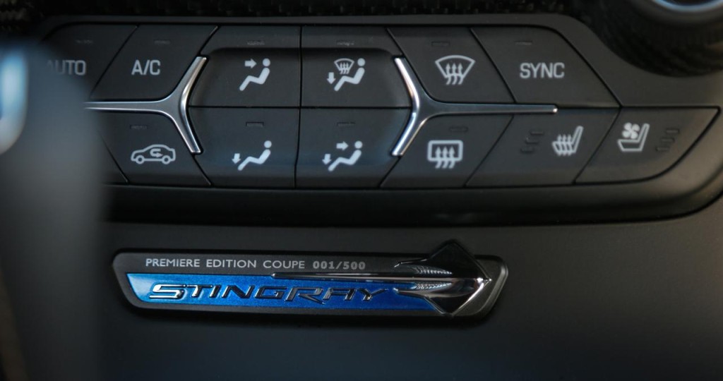 Chevrolet представила специальную версию нового Corvette Stingray
