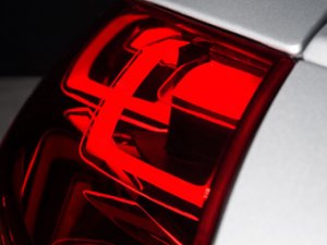 Audi и Philips создали 3D-фонари из органических светодиодов
