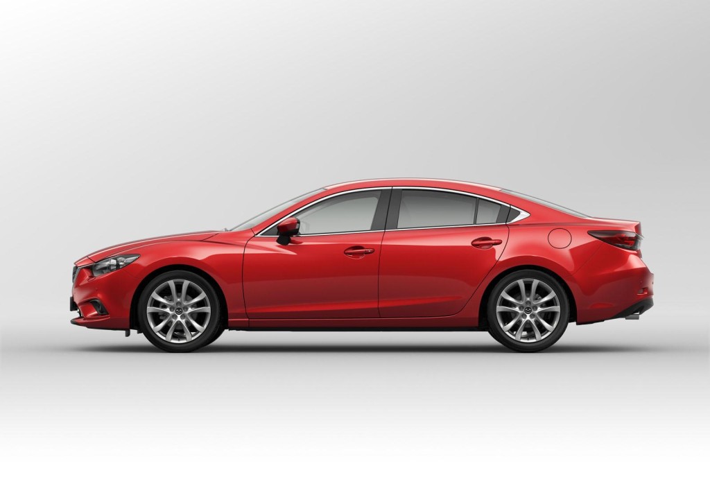 Седан Mazda6 2014-го модельного года расходует всего 5.9 л/100 км на трассе