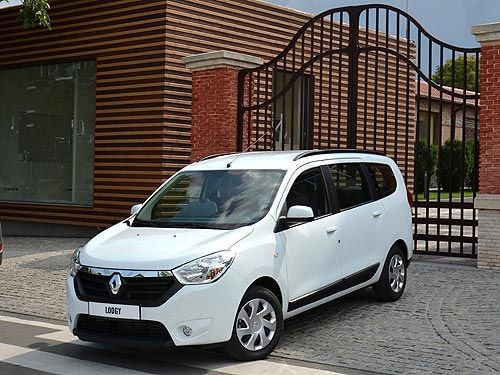 Renault представил в Украине три новых доступных модели