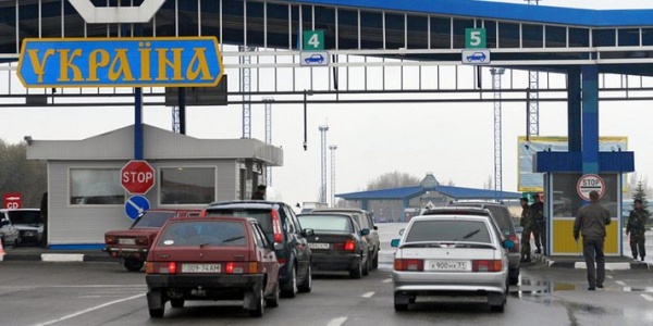 Почему у украинцев массово конфискуют нерастаможенные авто
