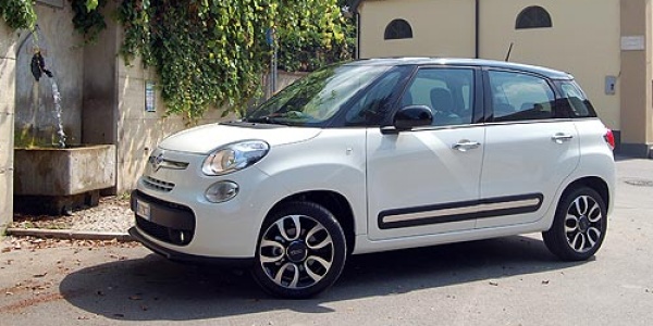 В Украину начнутся поставки Fiat 500L