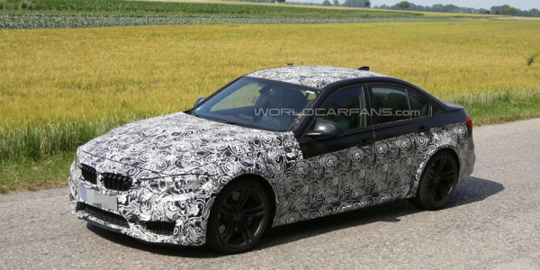 Новая BMW M3 получит карбоновую крышу
