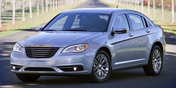 Обновленный Chrysler 200 пойдет на конвейер в 2014-м году