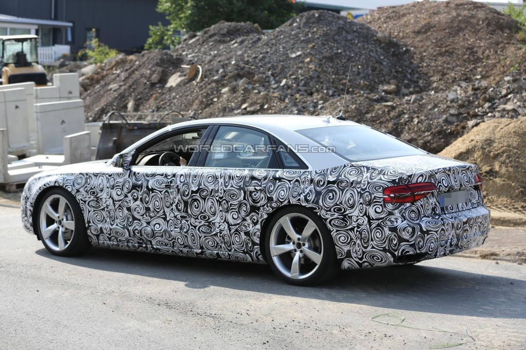 Audi выпустила очередной тизер фэйслифтинговой A8