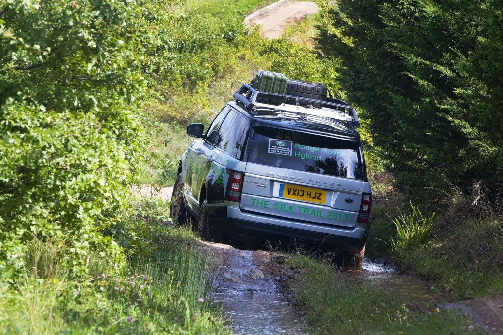 Land Rover анонсировал Range Rover Hybrid и Range Rover Sport Hybrid