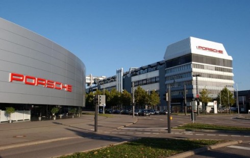 Концерн Porsche зарабатывает больше всех