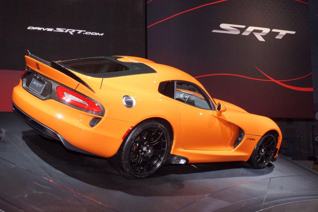 SRT Viper 2014 подорожал почти на $ 2.000