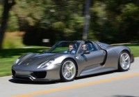 Porsche разместила в своем твиттере фото «самой последней производственной версии» 918 Spyder