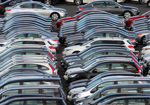 Введение спецпошлин для автопроизводителей не способствовало повышению продаж