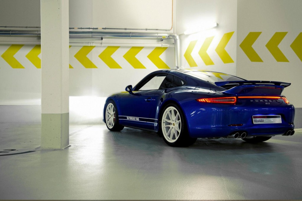 Porsche решила отпраздновать 5-миллионного подписчика своей официальной странички в Facebook выпуском специальной версии 911 Carrera 4S