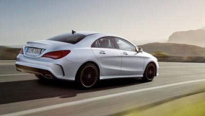 Mercedes сократил отрыв по продажам от Audi и BMW