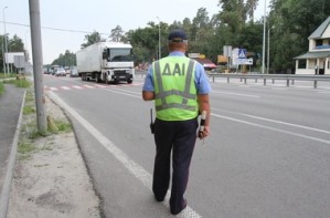 На Киевщине гаишники стреляли в пьяного инкассатора