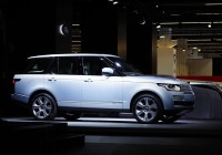 Франкфуртский автосалон: Land Rover представил гибридный вариант нового Range Rover Sport