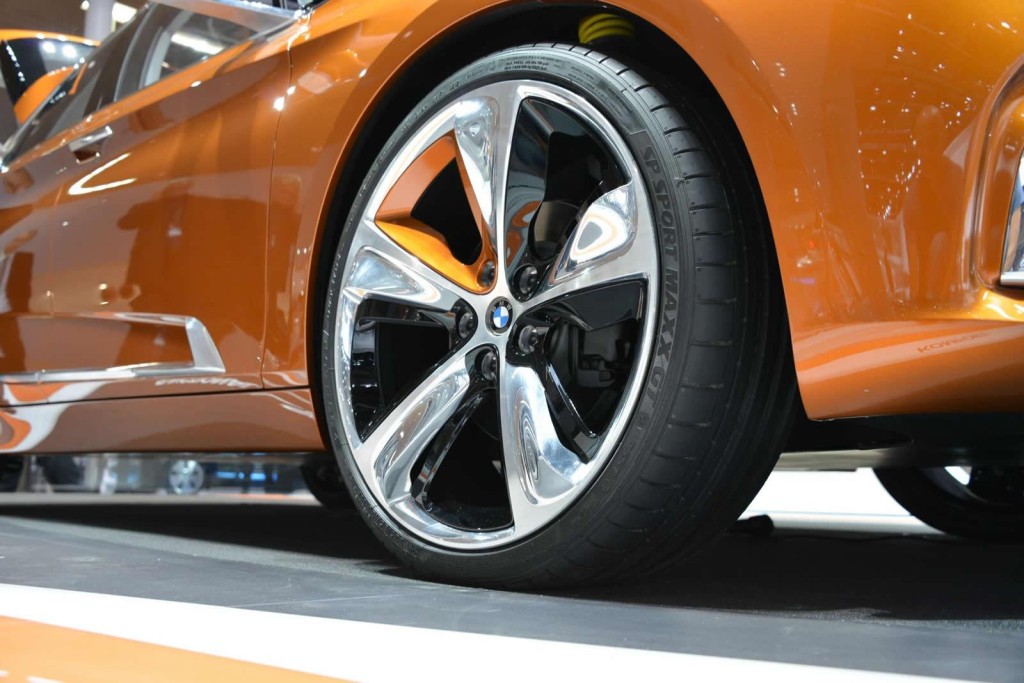 Франкфуртский автосалон: BMW публично представила Concept Active Tourer Outdoor 2013