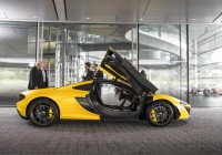 Первый McLaren P1 был доставлен своему покупателю