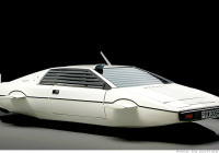 Элон Маск купил субмарину 007 Lotus Esprit