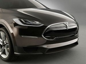 Новыми электрокарами Tesla займется разработчик «макбуков»