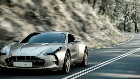 Aston Martin запустит в серийное производство карбоновый суперкар