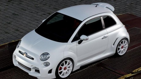 Zender Abarth 500 Corsa Stradale пошел на прорыв.