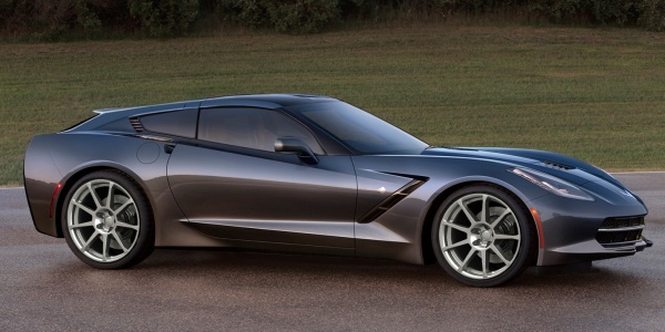 Chevrolet Corvette сделают трехдверным