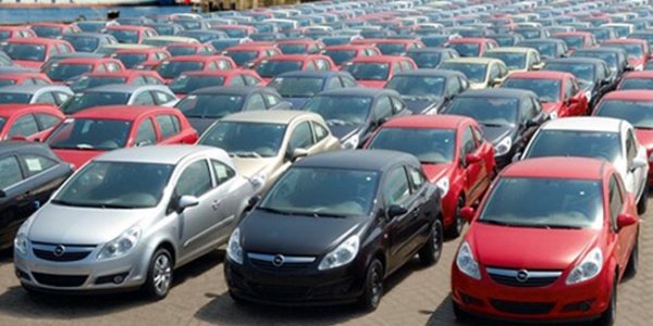 Продажи новых авто в Германии сократились на 1,2%