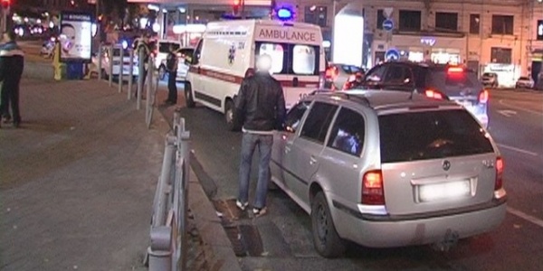 В центре Киева машина сбила иностранца