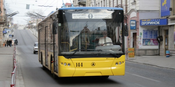 Аварийность на общественном транспорте в Украине уменьшилась на 26%