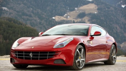 У Ferrari FF отнимут два пассажирских места
