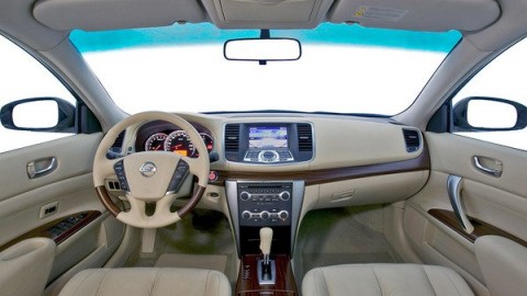 Nissan Teana проходит российские краш-тесты