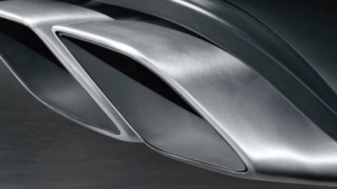 Porsche опубликовал новый тизер кроссовера Macan