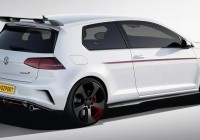 Ателье RevoZport доработало Volkswagen Golf VII GTI