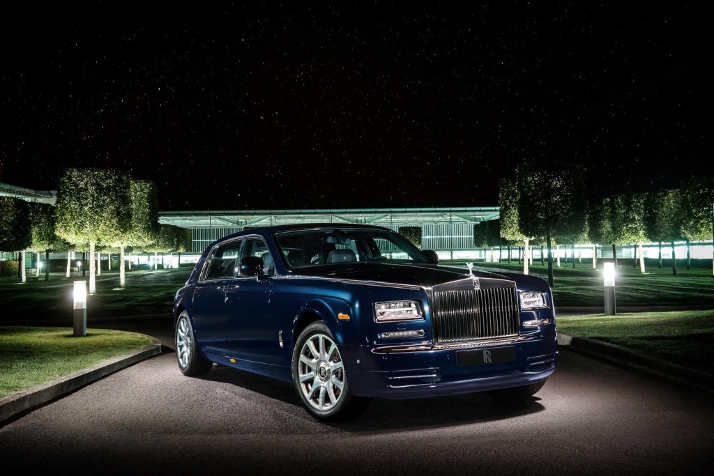 Rolls-Royce представил Celestial Phantom на автосалоне в Дубае