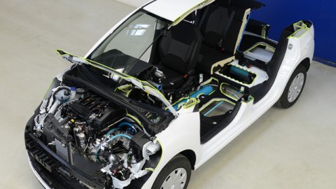 Peugeot готова выпустить серийный пневмогибрид уже в 2015