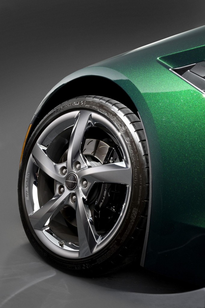 Corvette представила Stingray Premiere Edition Convertible 2014