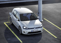 Volkswagen представил полностью электрический хэтчбек e-Golf