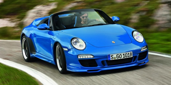 Porsche оставит купе 911 без дверных ручек