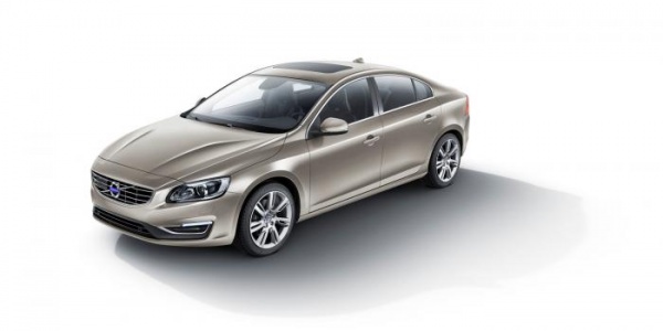 Volvo S60 достиг размера XL