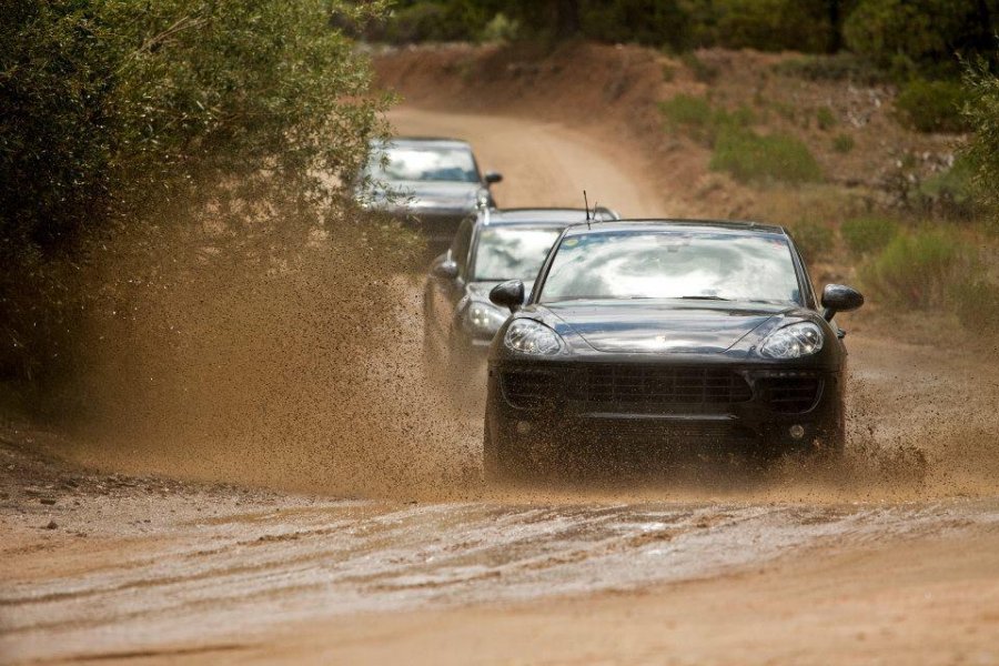 Самый маленький кроссовер Porsche окажется быстрее купе 911