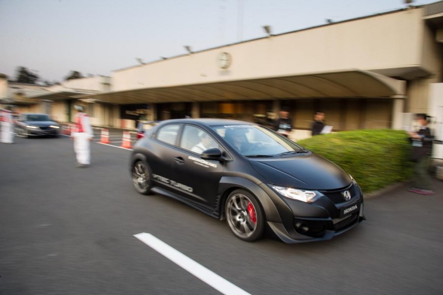 «Хонда» показала предвестника Civic Type R нового поколения