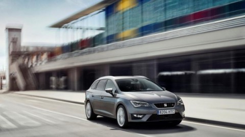 SEAT Leon решил показаться людям