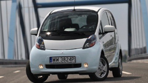 Электромобиль Mitsubishi i-MiEV отлично продается