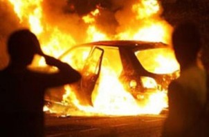 В Киеве снова жгут автомобили: пострадали Волга и Газель