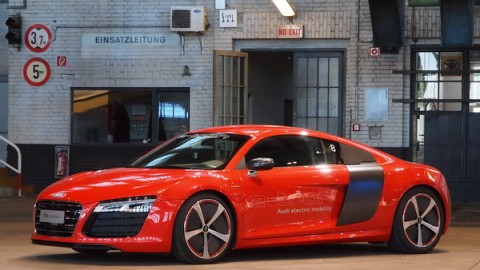 Серийный Audi R8 попадет в серию